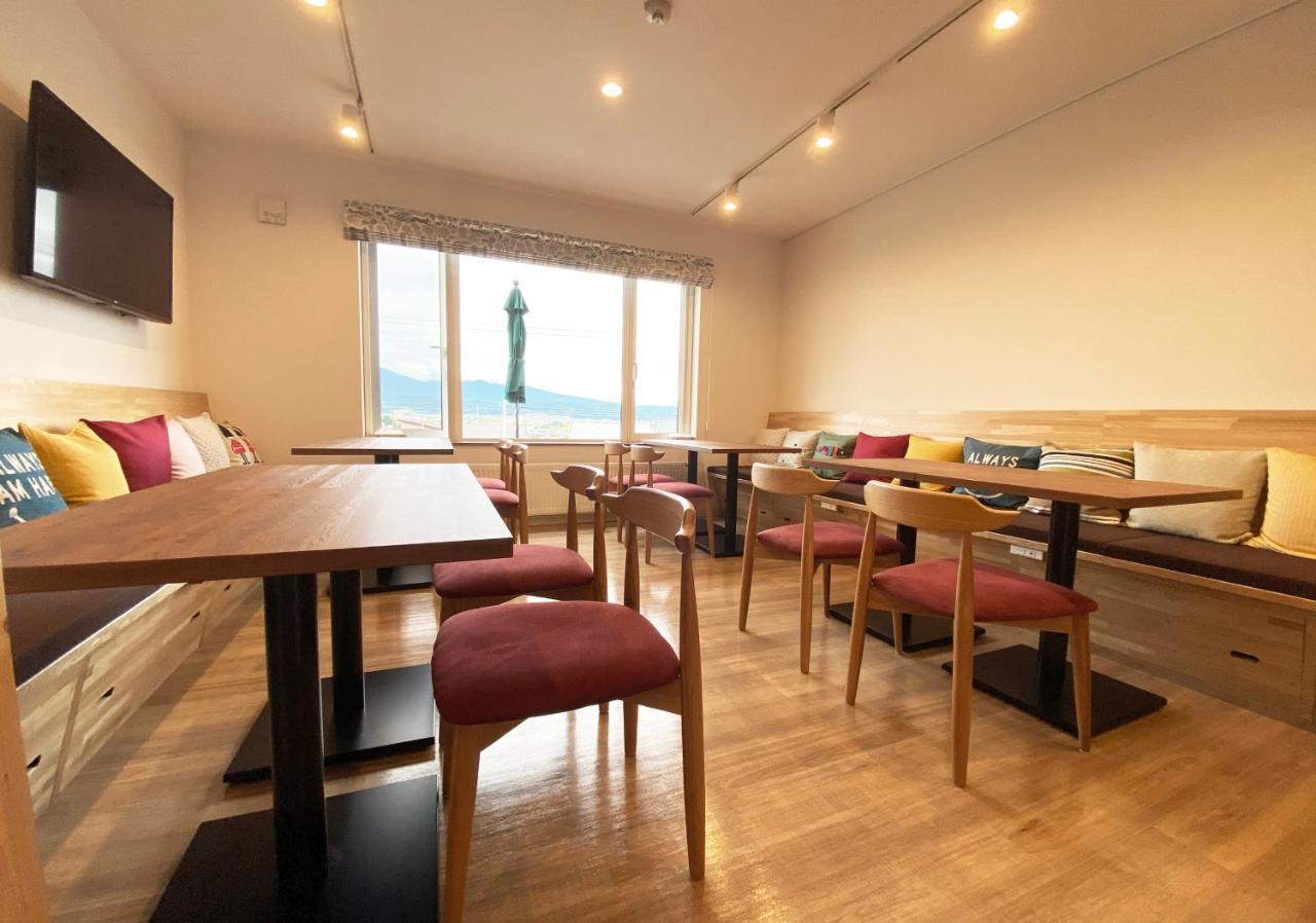 Hotel Hanafuji Inn Nakafurano Kültér fotó