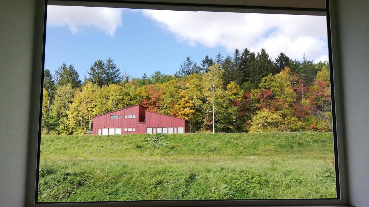 Hotel Hanafuji Inn Nakafurano Kültér fotó