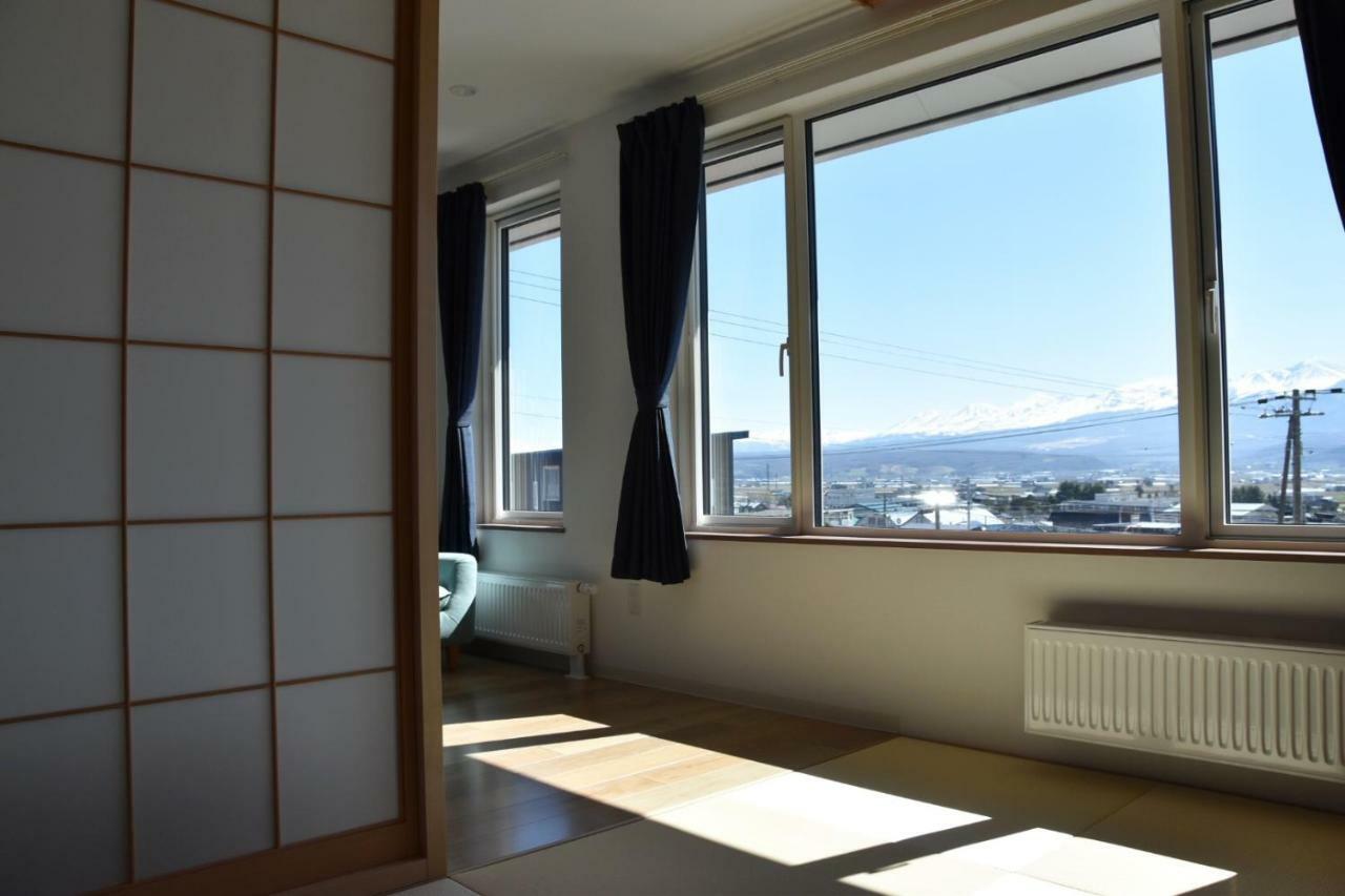 Hotel Hanafuji Inn Nakafurano Kültér fotó