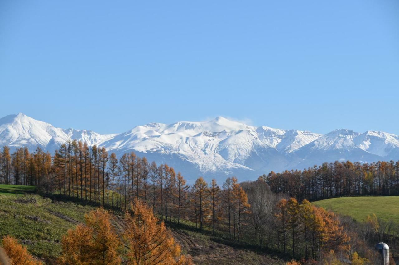 Hotel Hanafuji Inn NakaNakafurano Kültér fotó